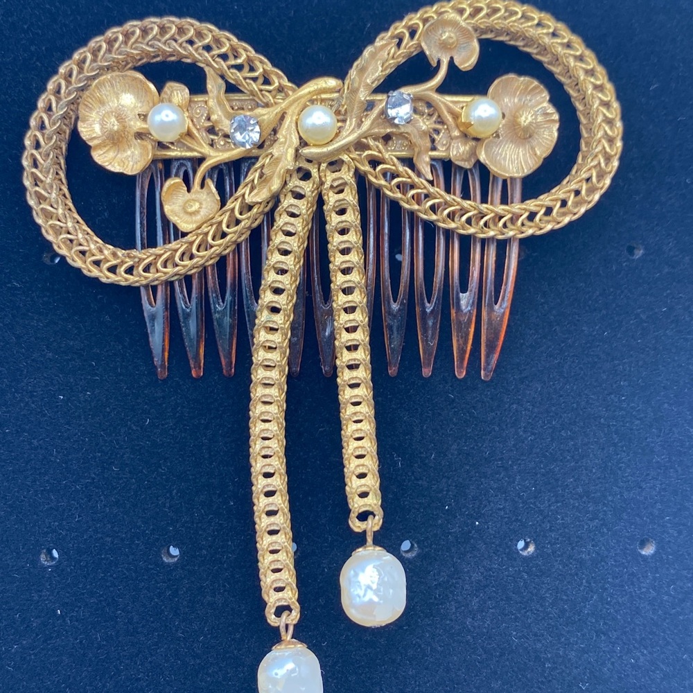 Vintage Miriam‎ Haskell Bow Knot Hair comb